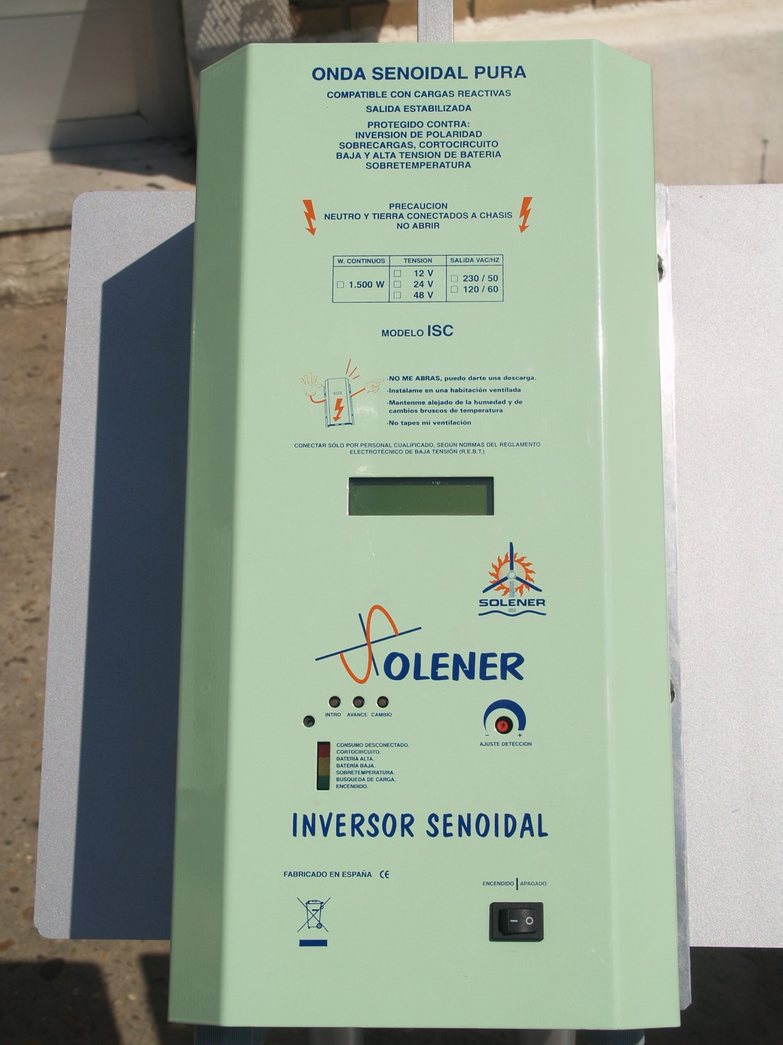 Pantalla y ventilación de un inversor